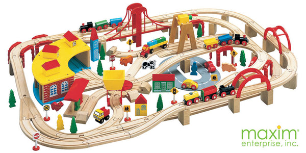 Endless Fun 145 Piece Wood Train Set