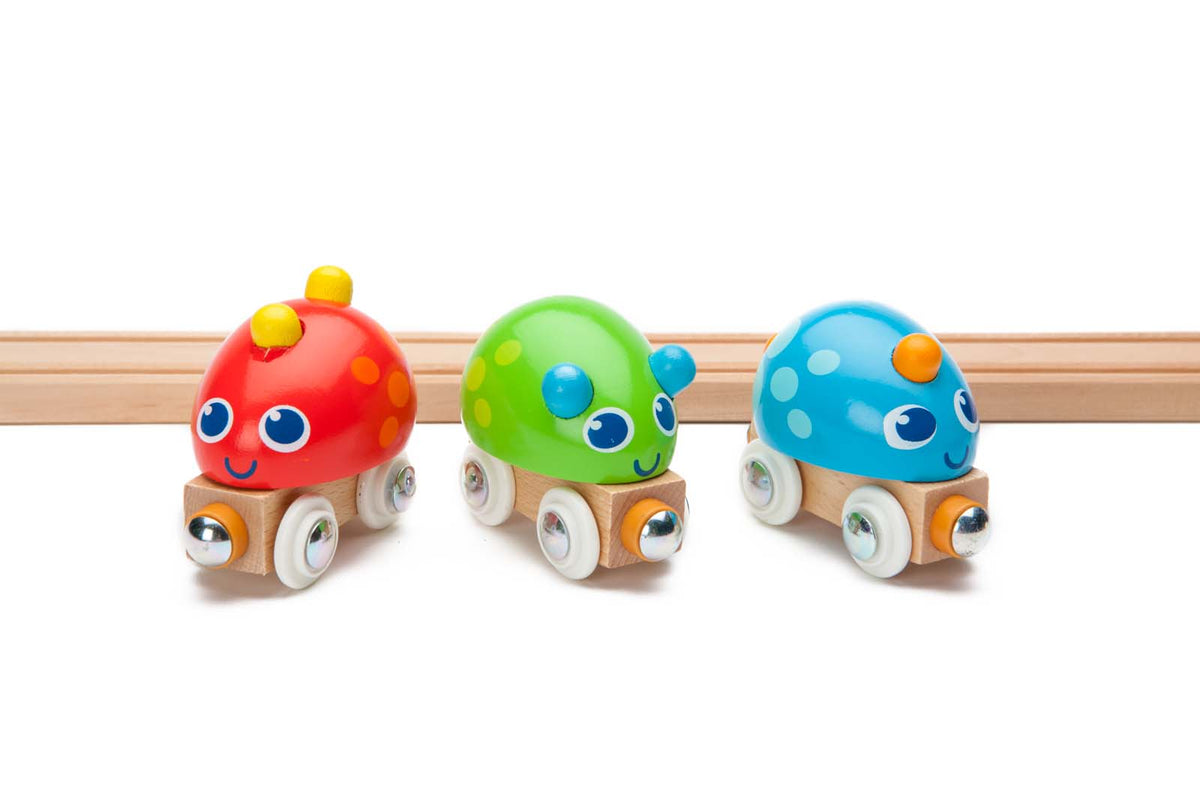 Bug Buddies Railway Cars – WoodenTracks