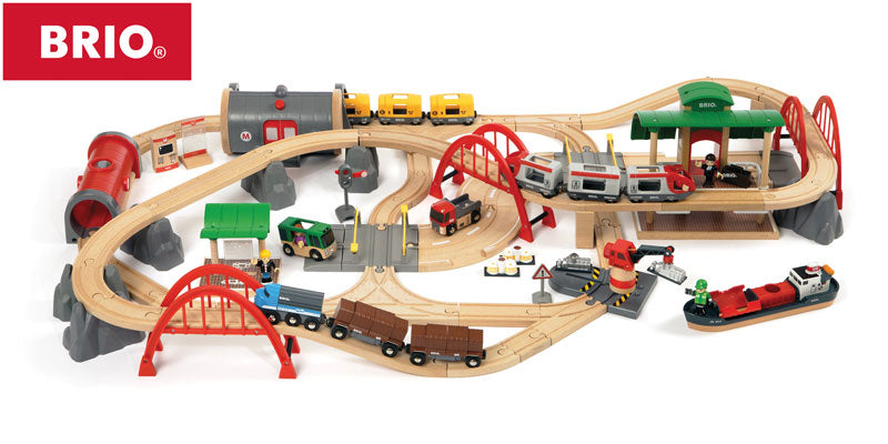 BRIO Motorized Metro City Wooden Railway System – WoodenTracks